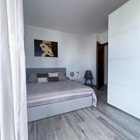 Alcala Apartament Sesto San Giovanni